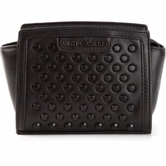 Limited edition MK selma stud bag - Picture 2 of 3